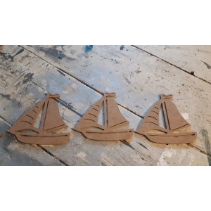 MD25 MDF Mini zeilbootje ca. 3 a 4 cm MD25 MDF Mini zeilbootje ca. 3 a 4 cm