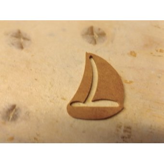 MD25 MDF Mini zeilbootje ca. 3 a 4 cm